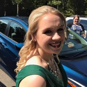 Meet your Posher, Lauren